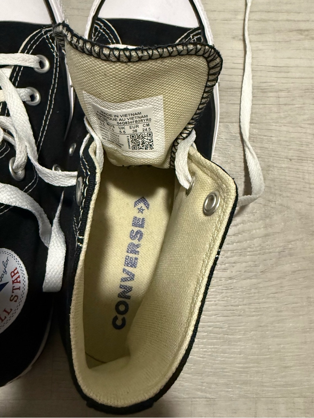 Converse Chuck Taylor All Star High-Top Sneaker - Picture 5 of 8